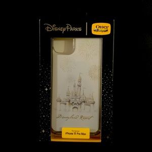 Disneyland iPhone 11 Pro Max case